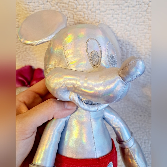 Silver Platinum Chrome Disney Mickey and Minnie 100 Year Celebration Couple - Picture 11 of 11